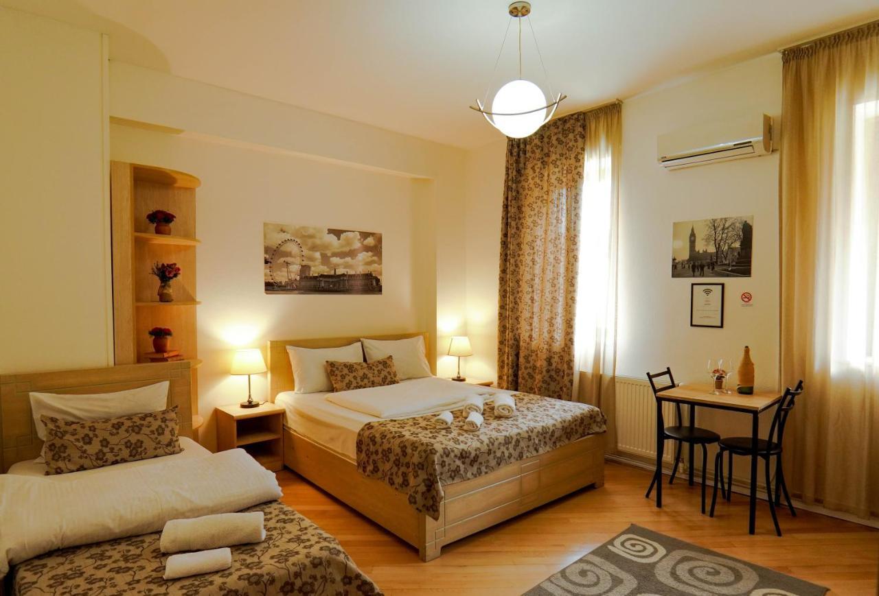 Check-In Hotel Tiflis Dış mekan fotoğraf